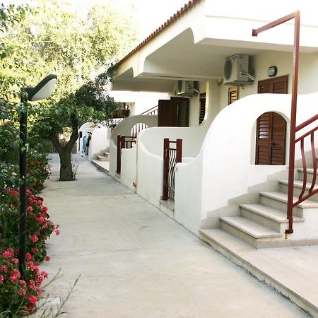 Residence Adriatico Маттината Экстерьер фото