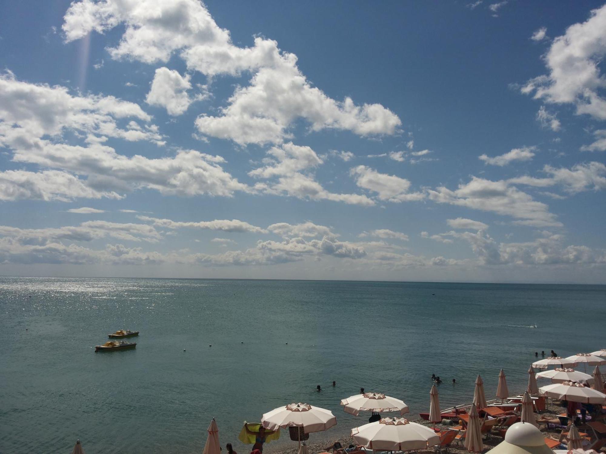 Residence Adriatico Маттината Экстерьер фото